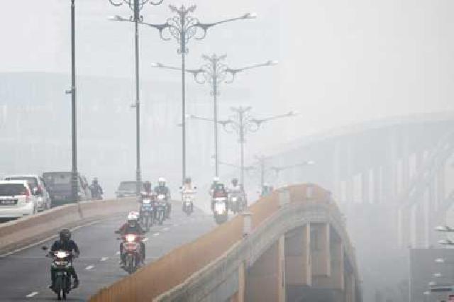 Wah... Riau Dilanda Kabut Asap Kiriman