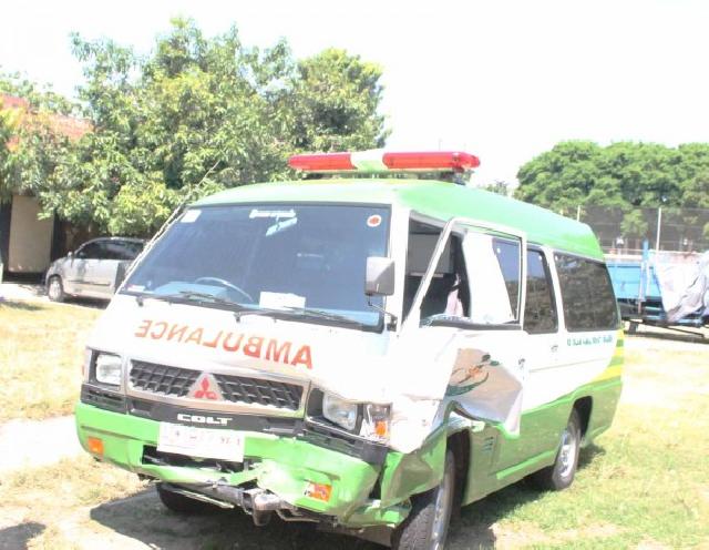Kecelakaan Lalin di Inhu Ambulance VS Sepeda Motor, Satu Tewas