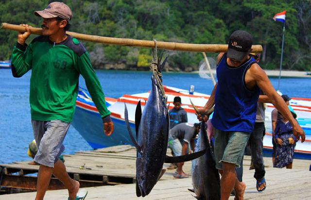 Nelayan Kepulauan Meranti Dapat Bantuan Pemerintah