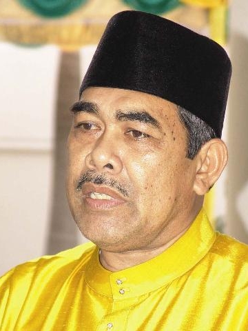 Mantan Walikota Pekanbaru Herman Abdullah Tutup Usia