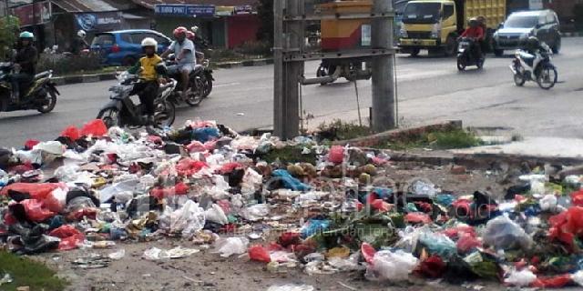 Masyarakat Diminta Berperan Aktif dalam Penanganan Sampah di Pekanbaru