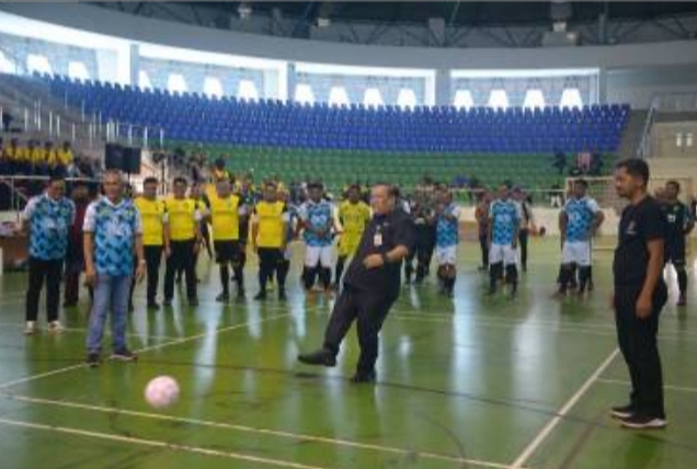 Turnamen Futsal Meriahkan HUT Ke-66 Riau SF Hariyanto : Ajang Ini Silaturahmi Antar Pegawai