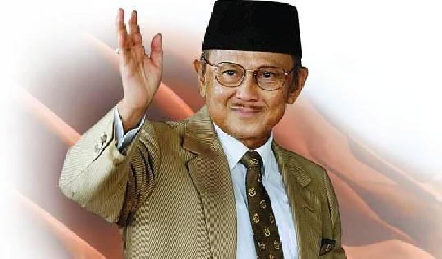 BJ Habibie: Indonesia Terkendala Kepemimpinan