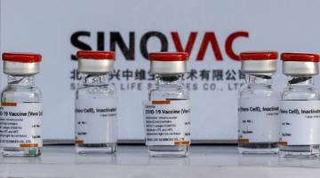 Malam Ini  20.000 Dosis Vaksin Sinovac Tiba Di Riau