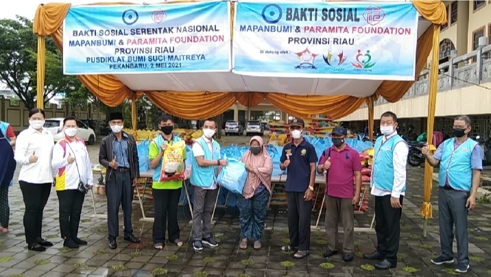 Mapanbumi Dan Paramita Foundation Riau, Salurkan Bansos 1117 Paket Sembako