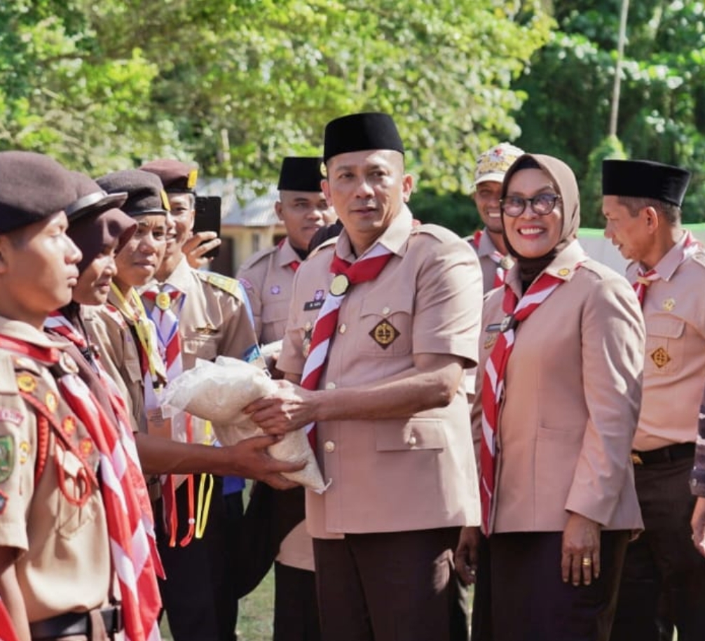Perkemahan Akbar di Meranti, Bupati HM Adil : Semua Sekolah Wajib Masuk Pramuka