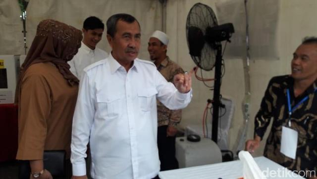 Gubernur  Minta Warga Riau  Tak Ikut Aksi 22 Mei di Jakarta