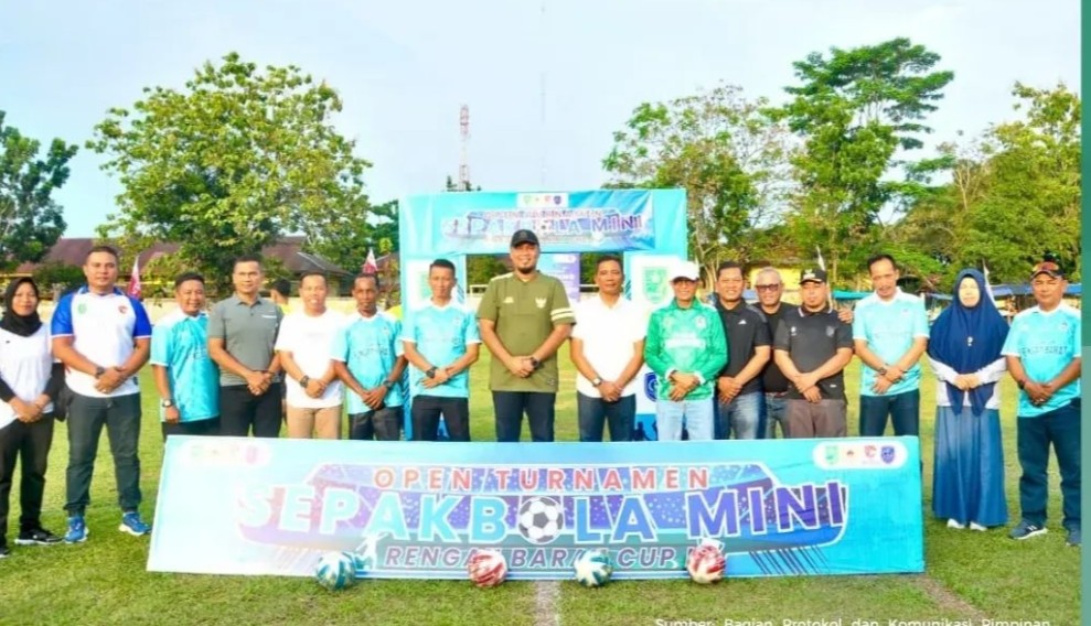 Bupati Inhu Resmi Buka Open Turnamen Sepak Bola Mini