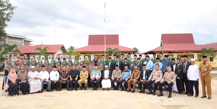Kapolda Riau Mohammad Iqbal Berkunjung ke Meranti Sambangi Ponpes Darul Fikri