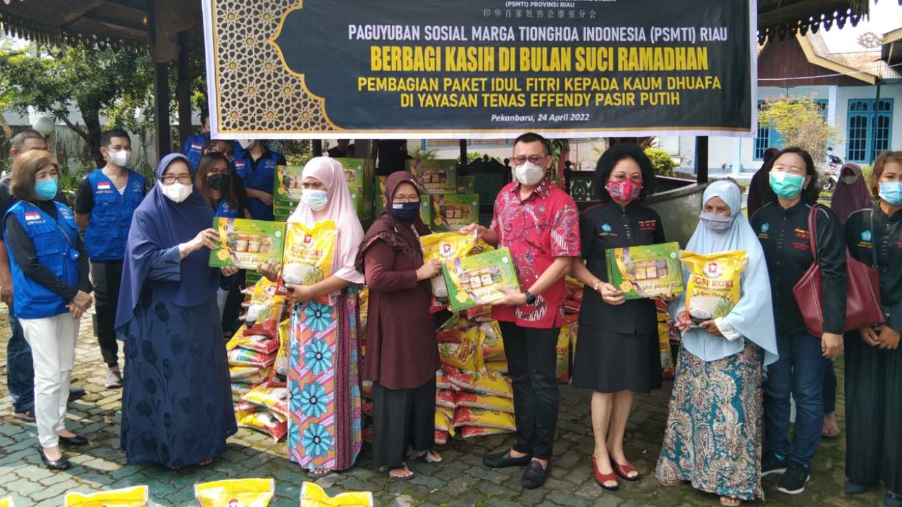 PSMTI Riau Sambangi Yayasan Tenas Effendi, Serahkan 150 Paket Bingkisan Lebaran