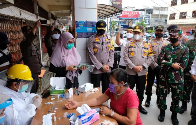 Gugus Tugas Penanganan Percepatan Covid-19 Provinsi Riau Meninjau Pelaksanaan PSBB Kota Dumai