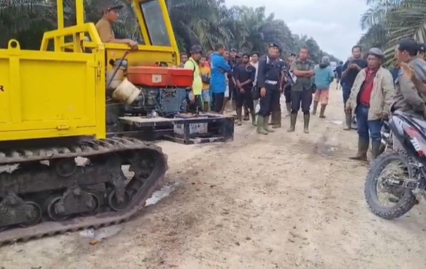 Ketegangan di Kebun Sawit Desa Sungai Raya, Pekerja PT SBP Mundur Setelah Diusir Masyarakat