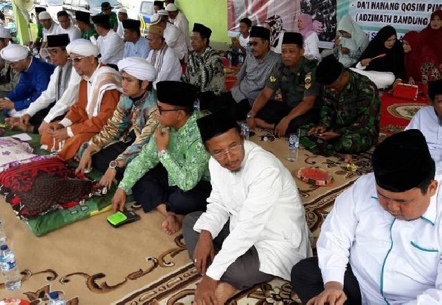 Mari Makmurkan Masjid, Bupati Mursini Hadiri Pelatihan Dasar Pemuda Ansor dan Banser