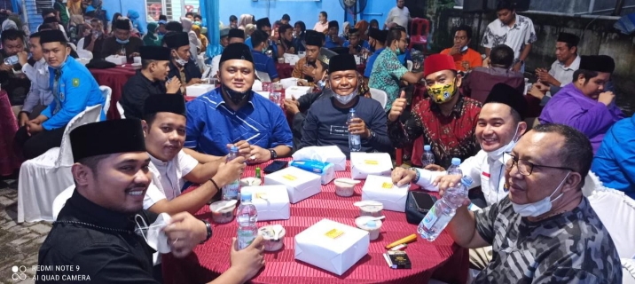 DPD KNPI Kota Pekanbaru dan DPD KNPI Riau Gelar Buka Puasa Bersama OKP Serta Santunan Anak Yatim