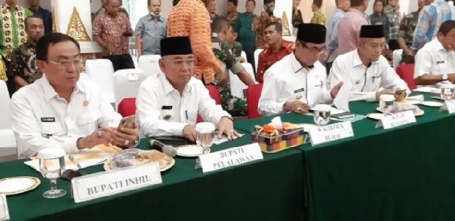 Bupati Kuansing Mursini Hadiri Rakorlahut Bersama Panglima TNI