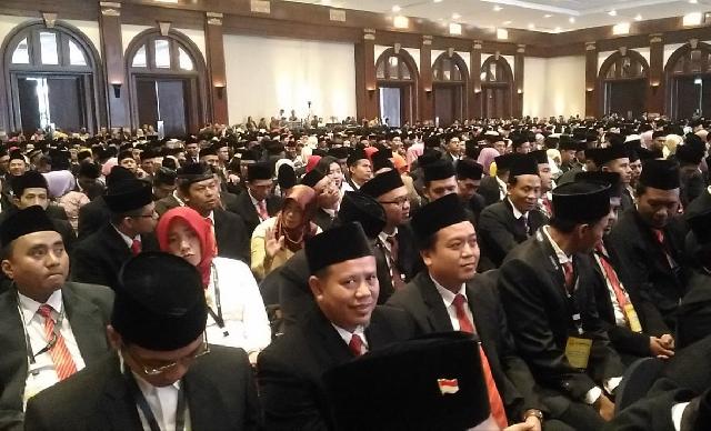 Bersamaan Dengan 1.914 Komisioner Se-Indonesia, 54  Orang Bawaslu Se- Riau Dilantik di Jakarta 