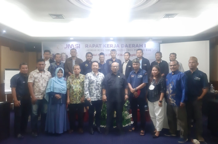 Ketum JMSI Pusat Teguh Santosa Buka Rakerda I JMSI-Riau, 'Benahi Perusahaan Pers'