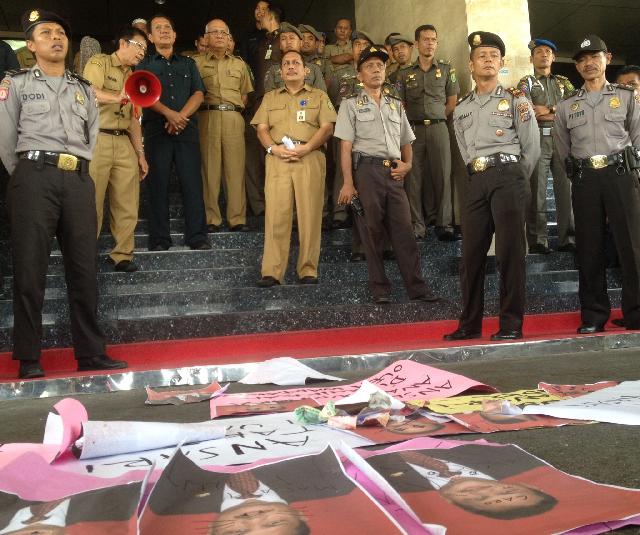 Sudah Oknum Polisi, sekarang Oknum Pejabat Pemprov Riau yang Hina Provesi Wartawan