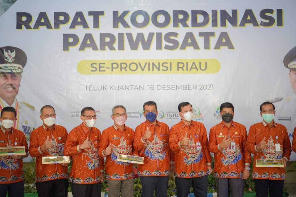 Plt Bupati Kuansing H Suhardiman Amby Buka Rakor Pariwisata Se-Provinsi Riau