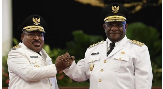 Sewa Pesawat dari Papua, Gubernur Papua Dievakuasi ke RSPAD Jakarta