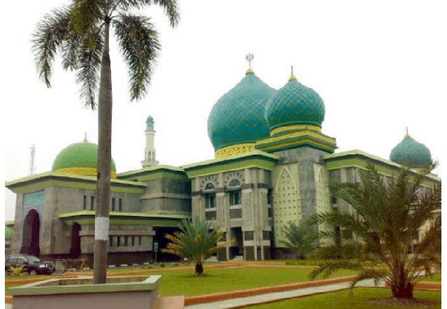 Hari Ini Masjid An-Nur Riau Shalat Jumat, Jamaah Ikuti Protokol Kesehatan