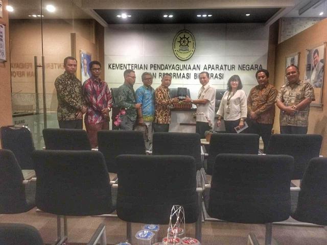 Komisi I DPRD Meranti Temui MenPAN-RB di Jakarta Perjuangkan Nasib Eks Honorer K2