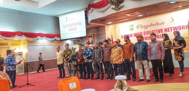 Gubernur Riau Drs H Syamsuar Kukuhkan BRCN  di Balai Serindit
