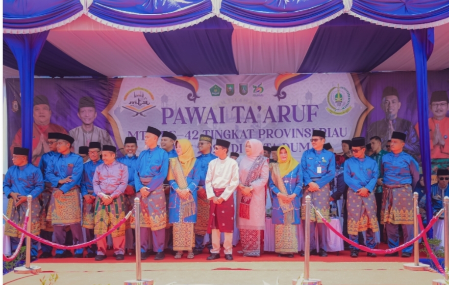 Terlaksana Dengan Meriah Dan Mendapat Antusias Besar Dari Masyarakat, Pawai Ta’aruf MTQ Ke-42 Provinsi Riau Di Kota Dumai Berjalan Sukses