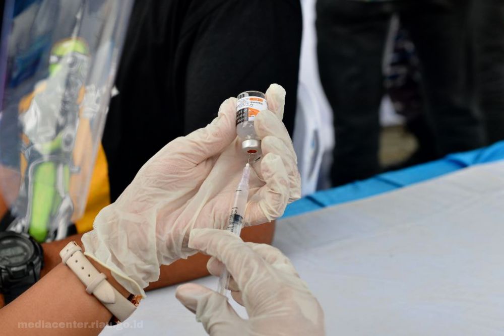 Capaian Vaksin COVID-19 di Riau Capai 73,03 Persen