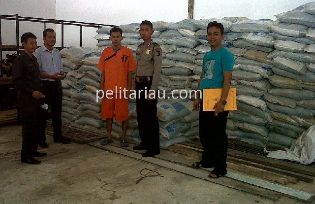 Polres Inhu Titipkan 20 Ton Pupuk Bodong ke Rupbasan Rengat