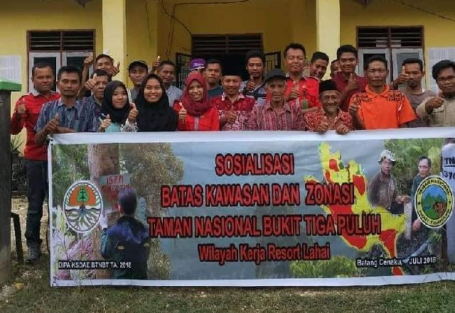 Sosialisasi Batas Kawasan dan Zonasi TNBT di Desa Pejangki