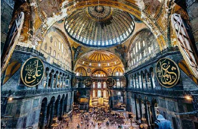 Subhanallah! Hagia Sophia Kini Kembali Menjadi Masjid