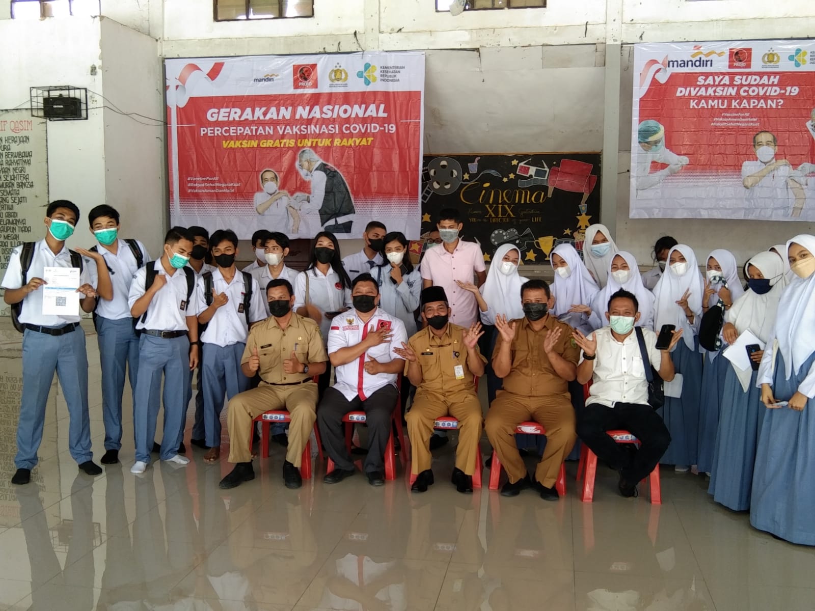 Projo Riau Bersama Pemkab Siak Suntikkan 1000 Dosis Vaksin Tahap ke Dua  untuk Pelajar