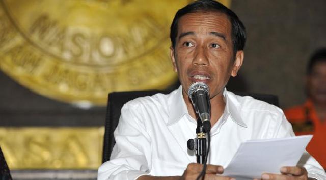 Jokowi Tunda Kenaikan Tarif Listrik Hingga Juni 2016