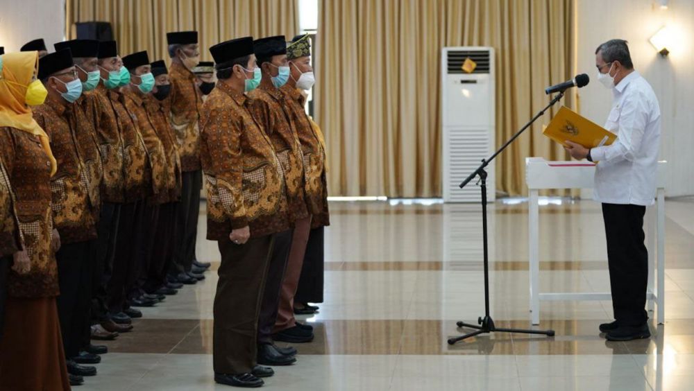 Gubri Lantik Pengurus PWRI Provinsi Riau Masa Bhakti 2019-2024
