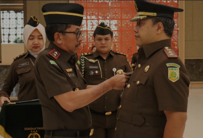 Kepala Kejaksaan Tinggi Riau, Pimpin Pengambilan Sumpah Jabatan Kepala Kejaksaan Negeri Siak