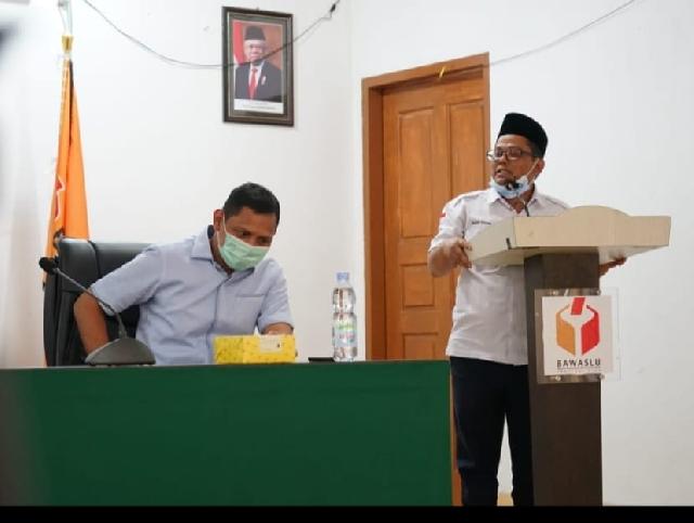 Rusidi Rusdan Laporkan Pelanggaran Pilkada Di Riau Ke Sentra Gakkumdu Pusat