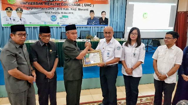 Raih Penghargaan Dari BPJS Kabupaten Meranti Pertama Penuhi UHC BPJS Kesehatan