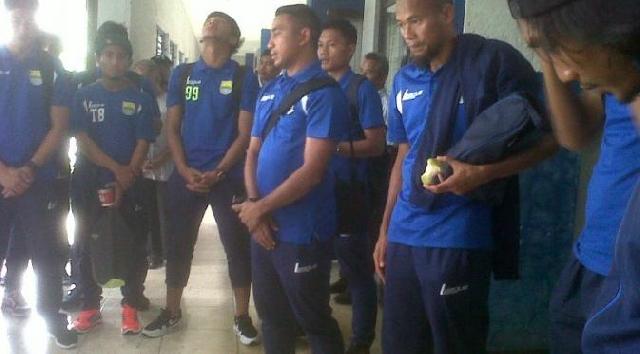 Persib Boyong 21 Pemain ke Surabaya, Zulham Zamrun Menyusul