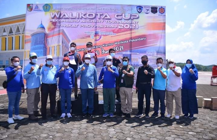 Firdaus Resmi Buka Archery Tournament Tingkat Provinsi Riau 2021