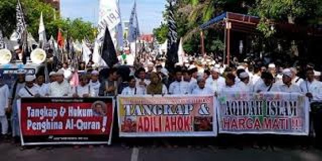  Ribuan Massa Pekanbaru Riau Demo Tuntut Ahok atas Penistaan Agama