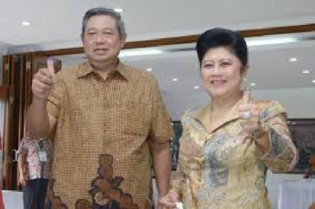 SBY Membantah Siapkan Istrinya Sebagai Capres 2019