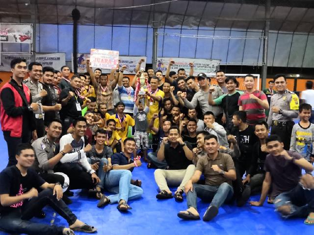 Skor 2-1 Tim Futsal Polres Meranti Juara di Turnamen Futsal Sago Old Star 2019