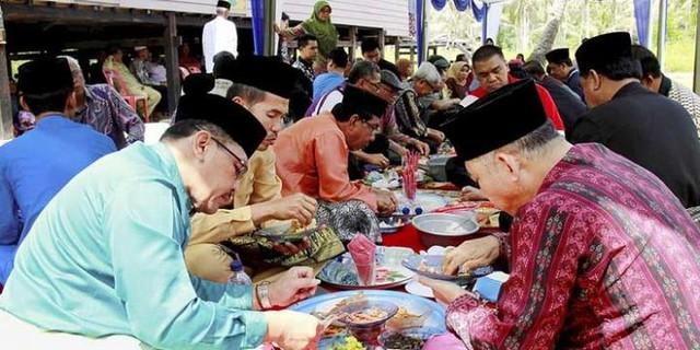 Kenduri Kampung dan Kuliner Khas Melayu
