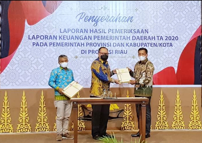 Bupati H.M Adil Terima Hasil LHP BPK RI Tahun 2020, Kabupaten Kepulauan Meranti Raih Predikat WTP Ke-9 Kalinya