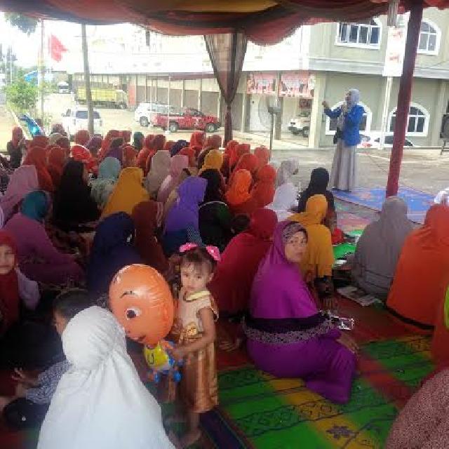  Ribuan Ibu Perwiritan Dan Pengajian Di Bagansinembah Hadiri kampaye Diologis Nomor Urut 4