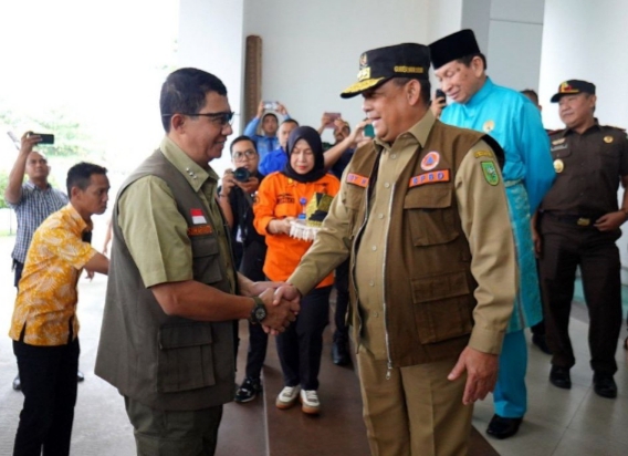 Cek Kondisi Banjir dan Pengungsi, Kepala BNPB Tiba di Riau