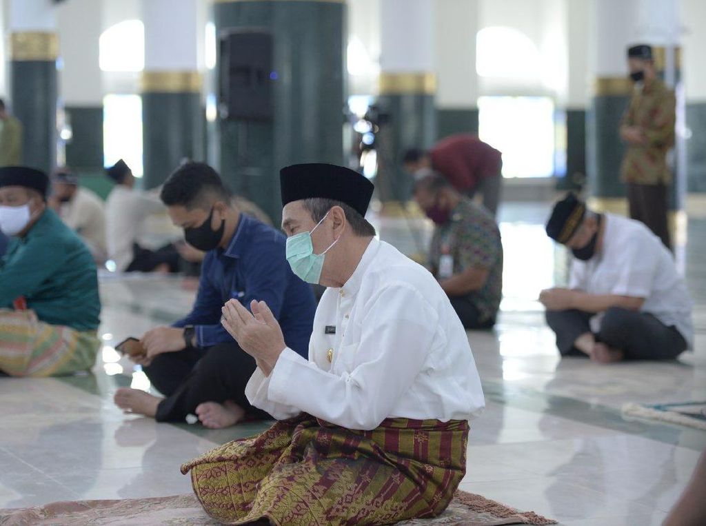 Pemprov Riau Siapkan 2 Lokasi Salat Idul Adha, Gubri Salat di Ponpes Babussalam Pekanbaru