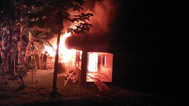 1 Unit Rumah di Desa Banglas Hangus Terbakar, di Duga Api Berasal Dari Ledakan Tabung Gas