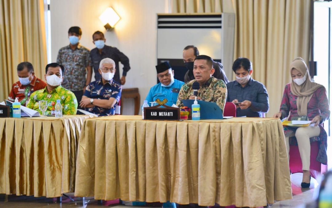 Bupati Kepulauan Meranti H M Adi SH Hadiri Rapat Koordinasi Penanggulangan Kemiskinan Pada Wilayah Konsesi PT.RAPP di 5 Kabupaten Provinsi Riau